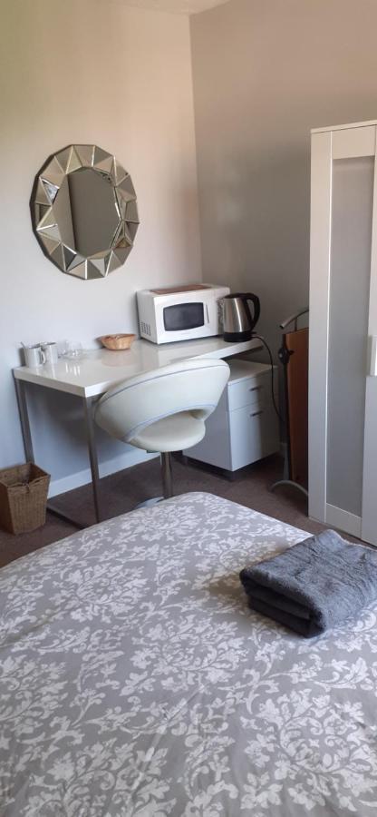 Constantine Court Homestay Shepton Mallet Exteriör bild